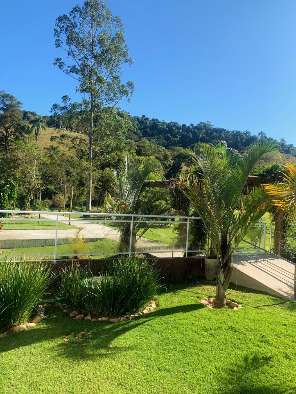 Pousada E Restaurante Bora Bora Da Serra Sao Bento do Sapucai Bagian luar foto