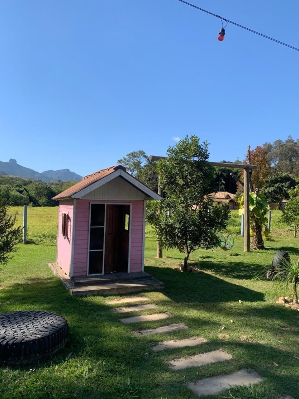 Pousada E Restaurante Bora Bora Da Serra Sao Bento do Sapucai Bagian luar foto