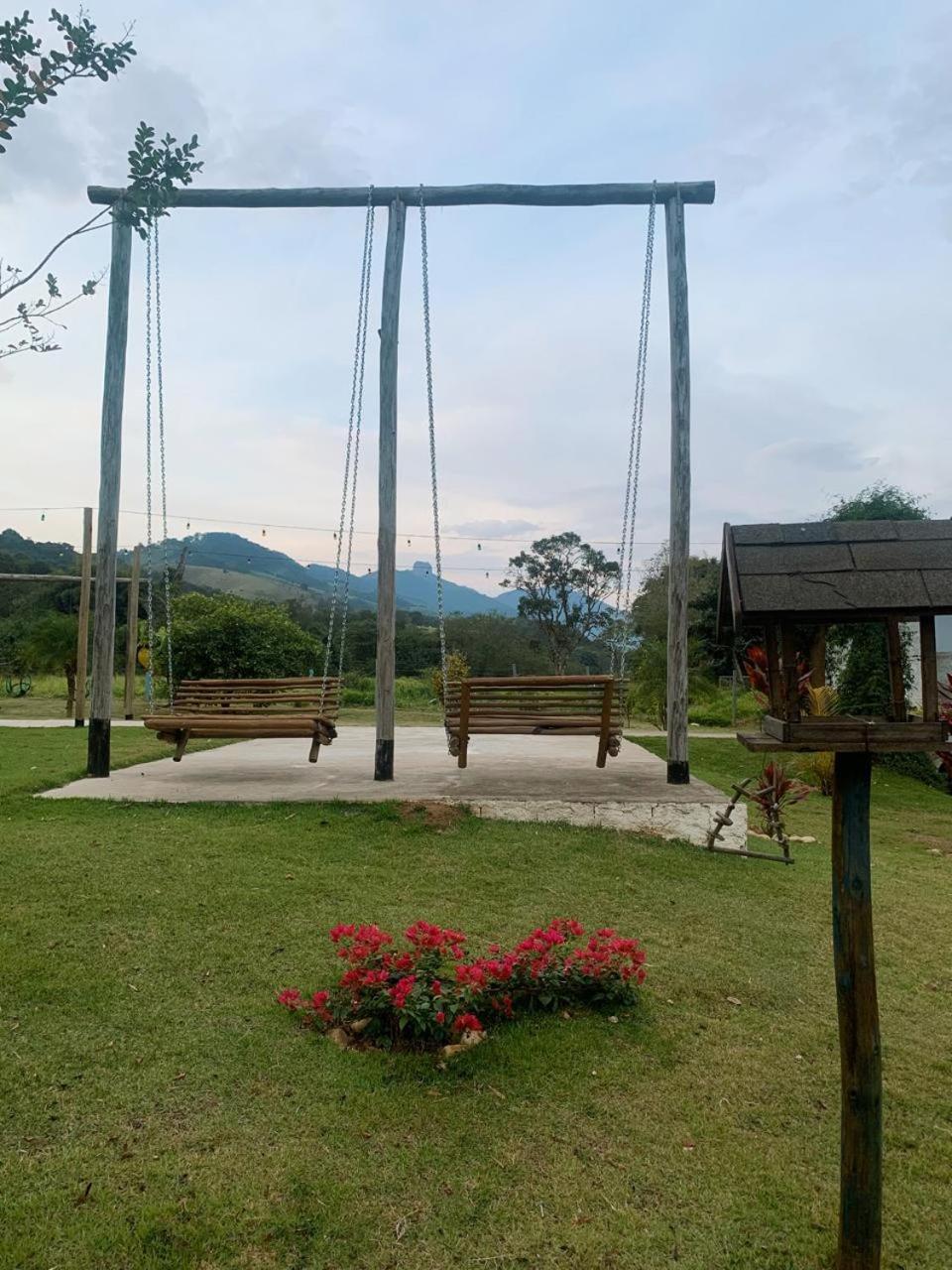 Pousada E Restaurante Bora Bora Da Serra Sao Bento do Sapucai Bagian luar foto